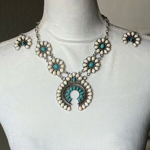 🦋 Bohemian Turquoise and White Flower Statement Necklace Set - Women Jewelry
